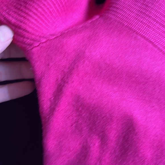 Ricki’s hot pink sweater - Picture 10 of 10